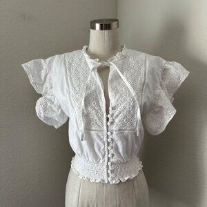 1. State White Eyelet Lace Crop Blouse With Flutter Sleeves Lightweight Minimali